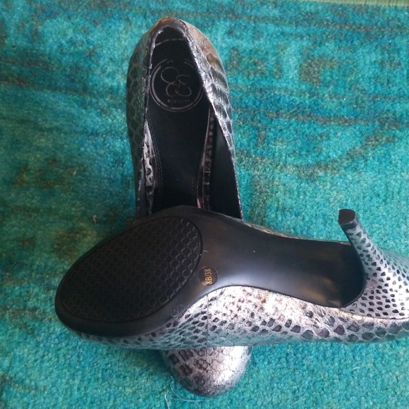 Jessica simpson heels - Picture 3 of 7